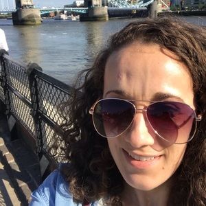 Meet your Posher, Sarah